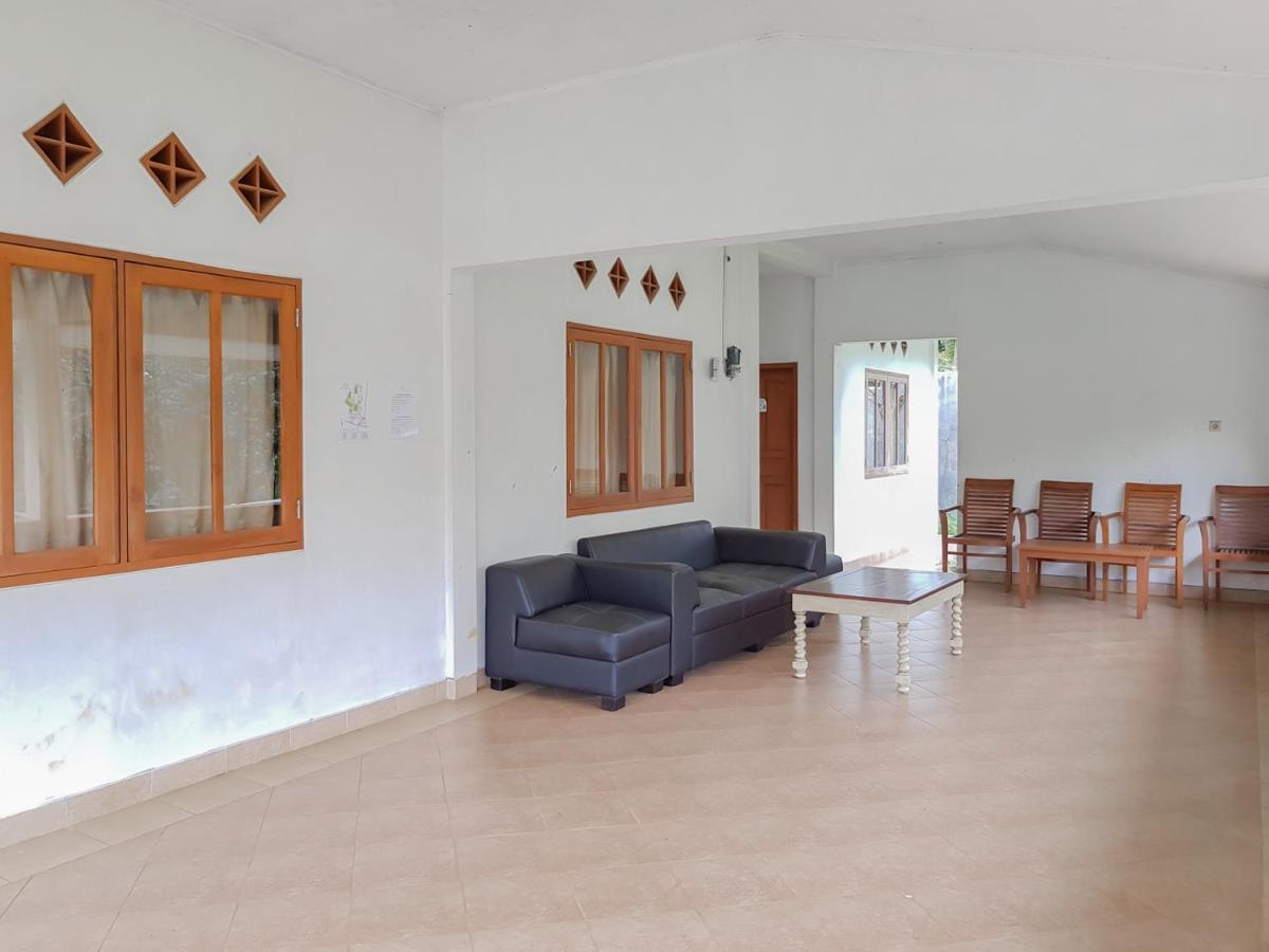 Bumi Ciboled Mitra Reddoorz Near Gerbang Tol Pamulihan Jatinangor Exteriér fotografie